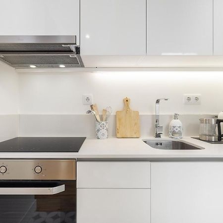 Whome Chic 1-Bed W/ Patio Perfect To Explore Lisabona Exterior foto